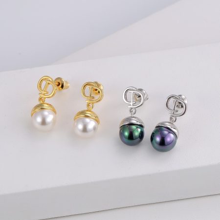 Eco-Friendly Gold-Plated Copper Pearl Earrings