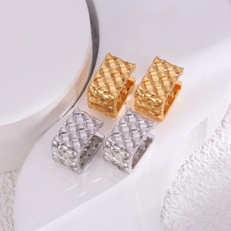 Eco-Friendly Copper Earrings with Gold Plating and Vintage Design