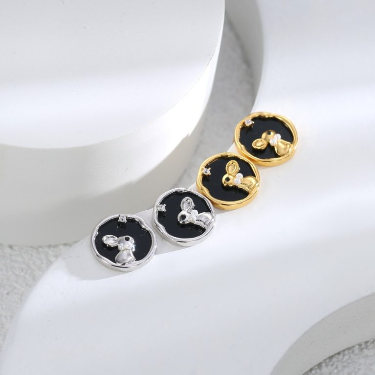 Eco-Friendly Copper Electroplated Gold Ear Accessory