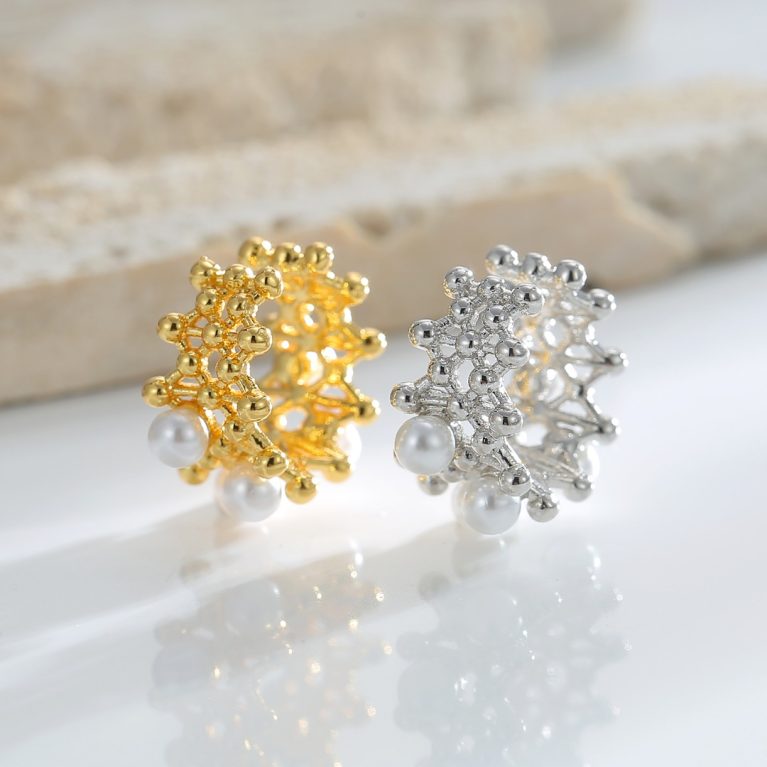 Eco-Friendly Copper Gold Plated Ear Crawler with Genuine Gold Electroplating