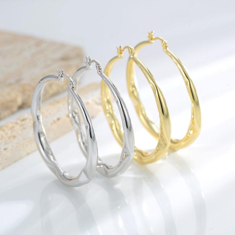 Eco-Friendly Copper Gold-Plated + Stylish Ear Hooks