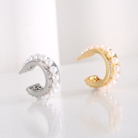 Eco-Friendly Gold-Plated Copper + Pearl Ear Clips