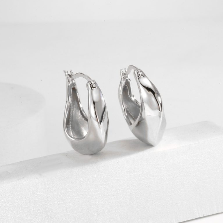 Eco-Friendly Copper Real Gold Plating Ear Clip with Minimalist Style