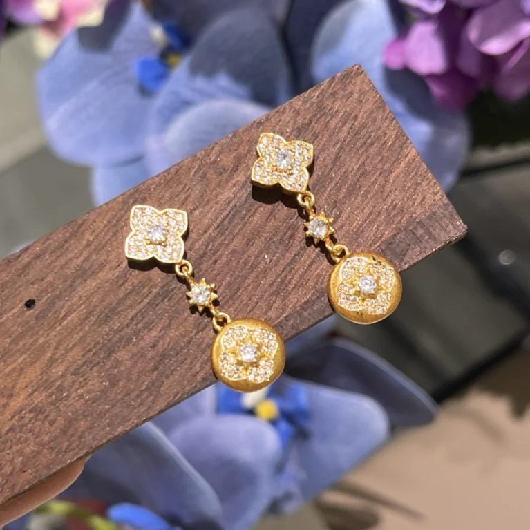 Eco-Friendly Copper Real Gold Plated Brushed Finish Four-Leaf Clover Earrings