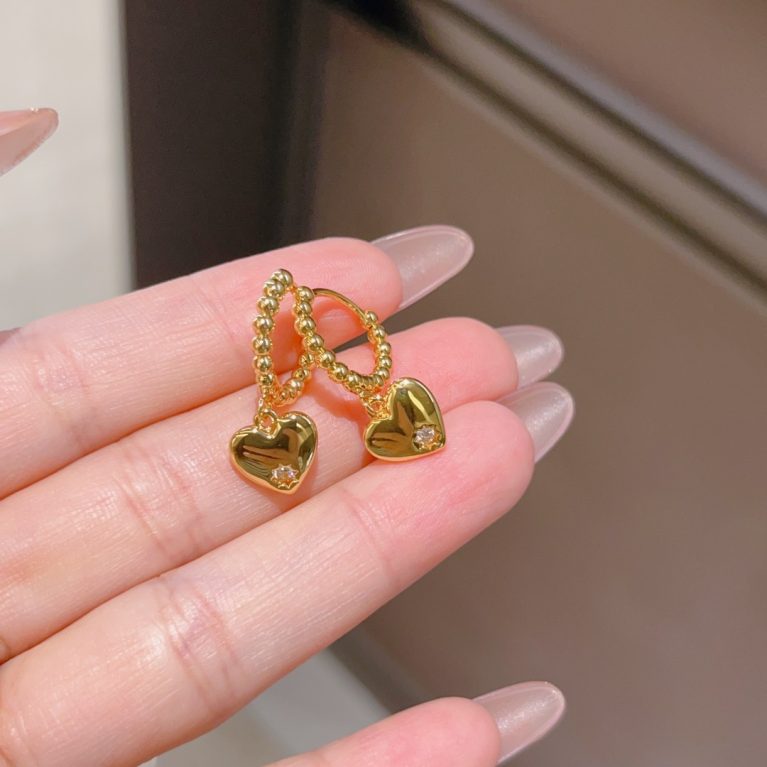 Eco-Friendly Copper Real Gold Plated Heart Stud Earrings