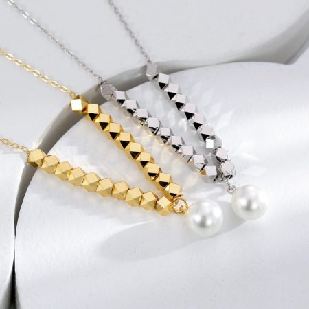 Eco-Friendly Copper Gold-Plated Necklace with Light Luxury Design