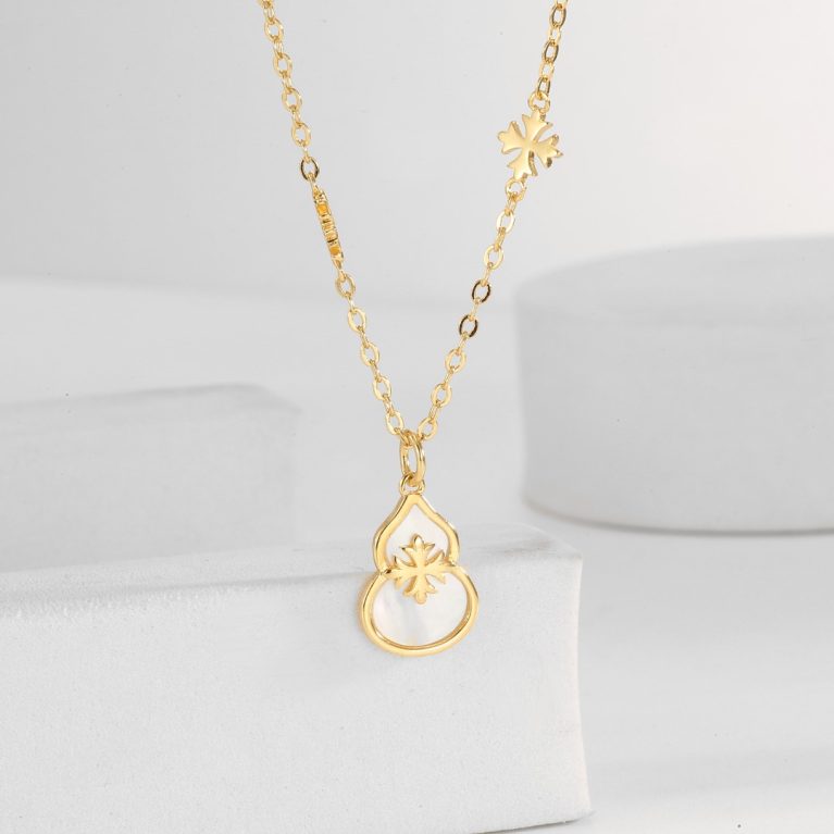 Real Gold Plated Eco-Copper & White Shell Gourd Necklace