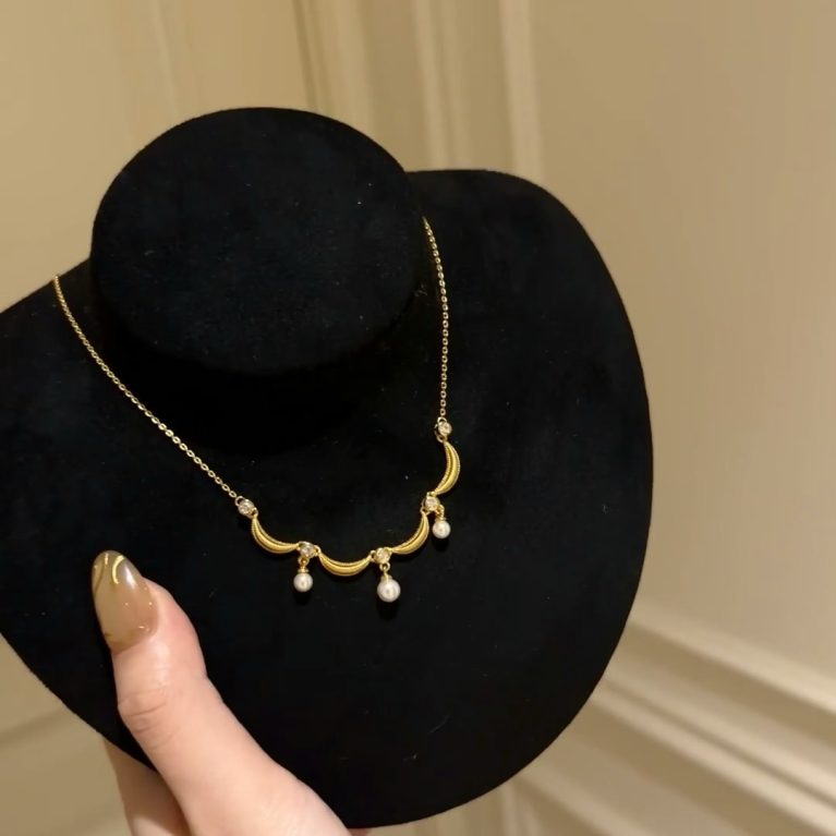 Eco-Friendly Copper Genuine Gold Plating + Small Tassel Necklace