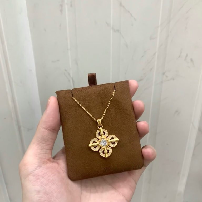 Eco-friendly Copper with Real Gold Plating & Vajra Pendant Necklace