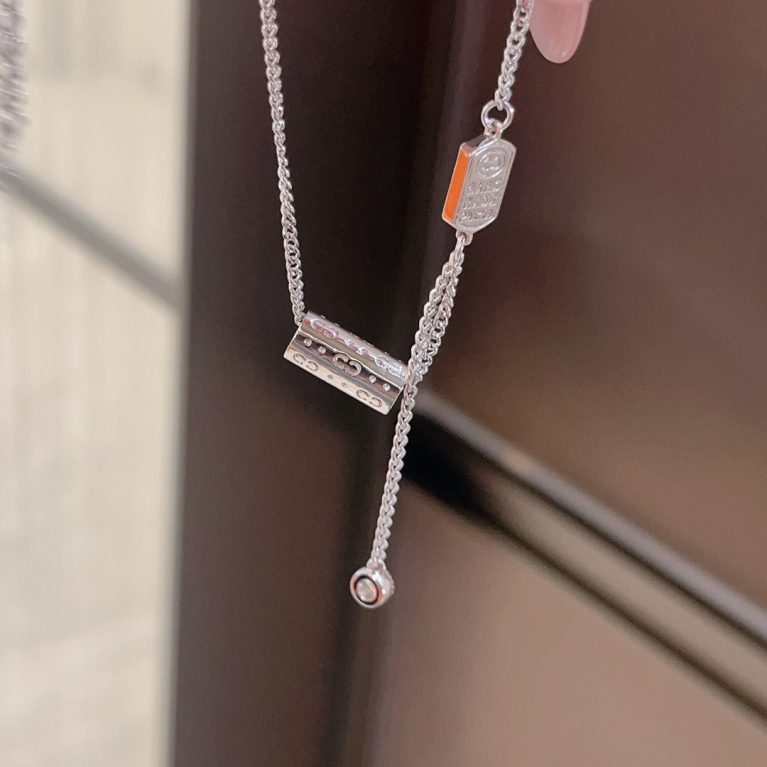 Eco-Friendly Copper Necklace with Real Gold Plating and Fashion Design